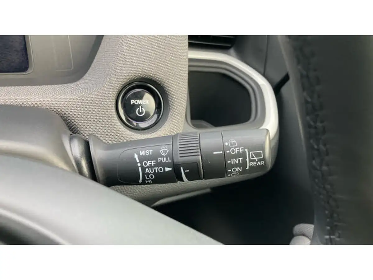 2021-honda-jazz-15-i-mmd-ex-109ps-big-15