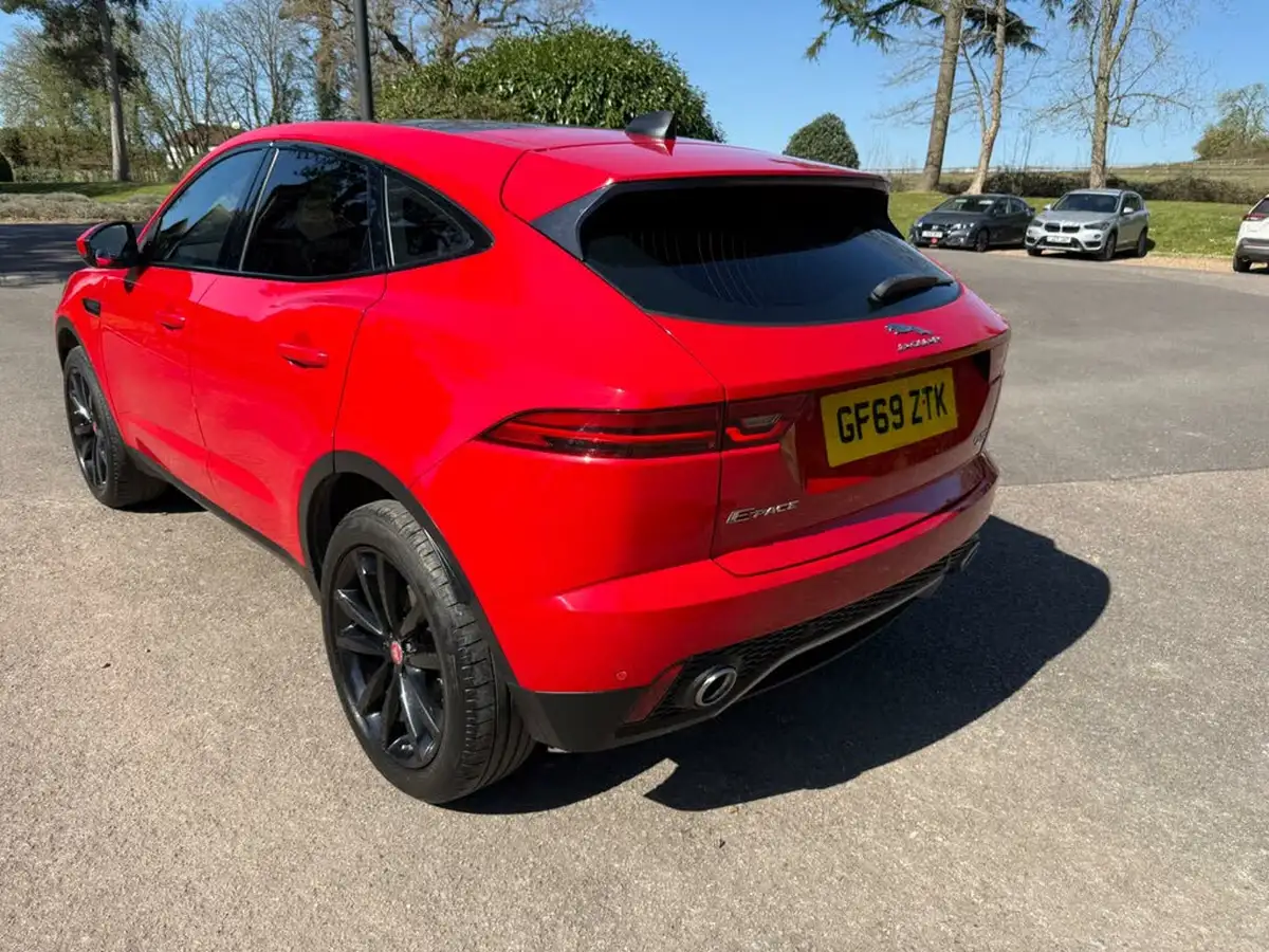 2019-jaguar-e-pace-20-i4-s-big-8
