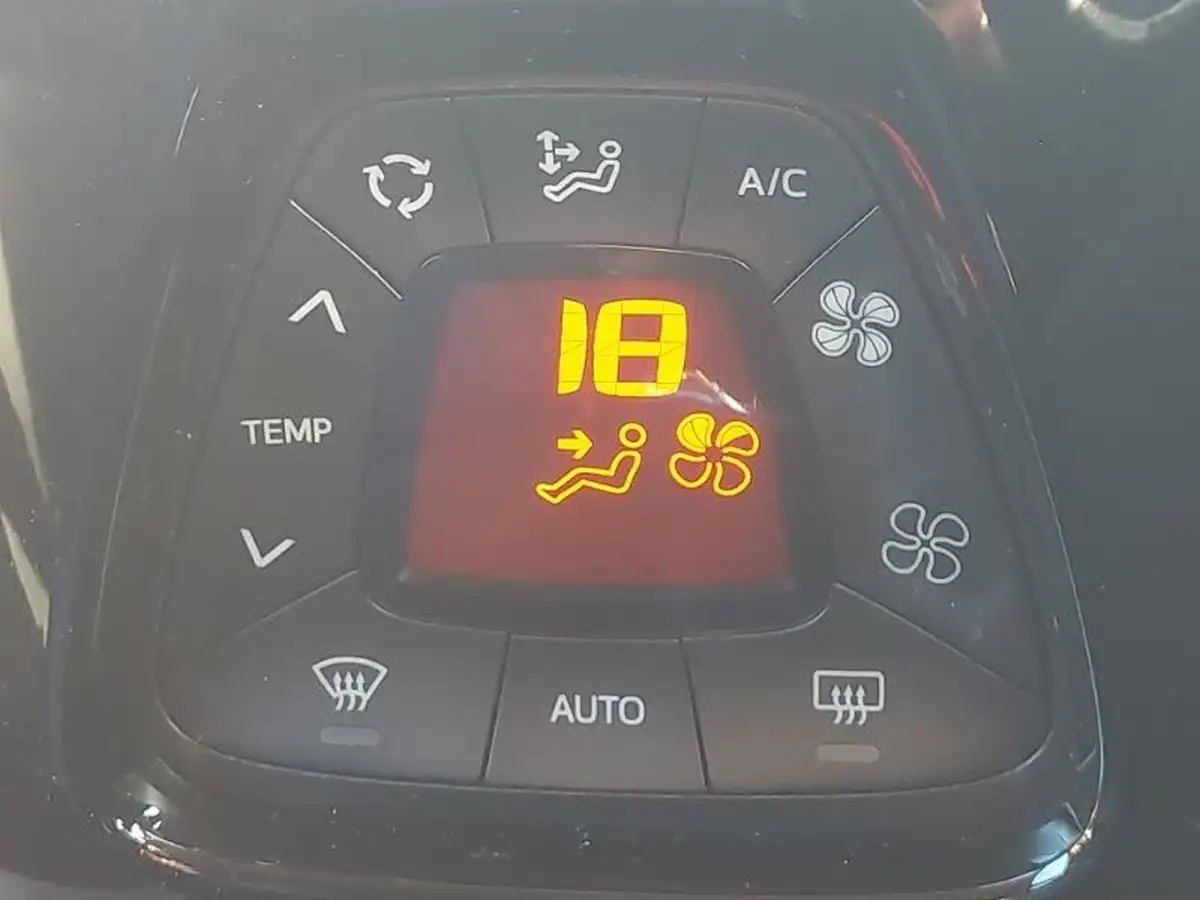 2021-citroen-c1-10-vti-jcc-big-13