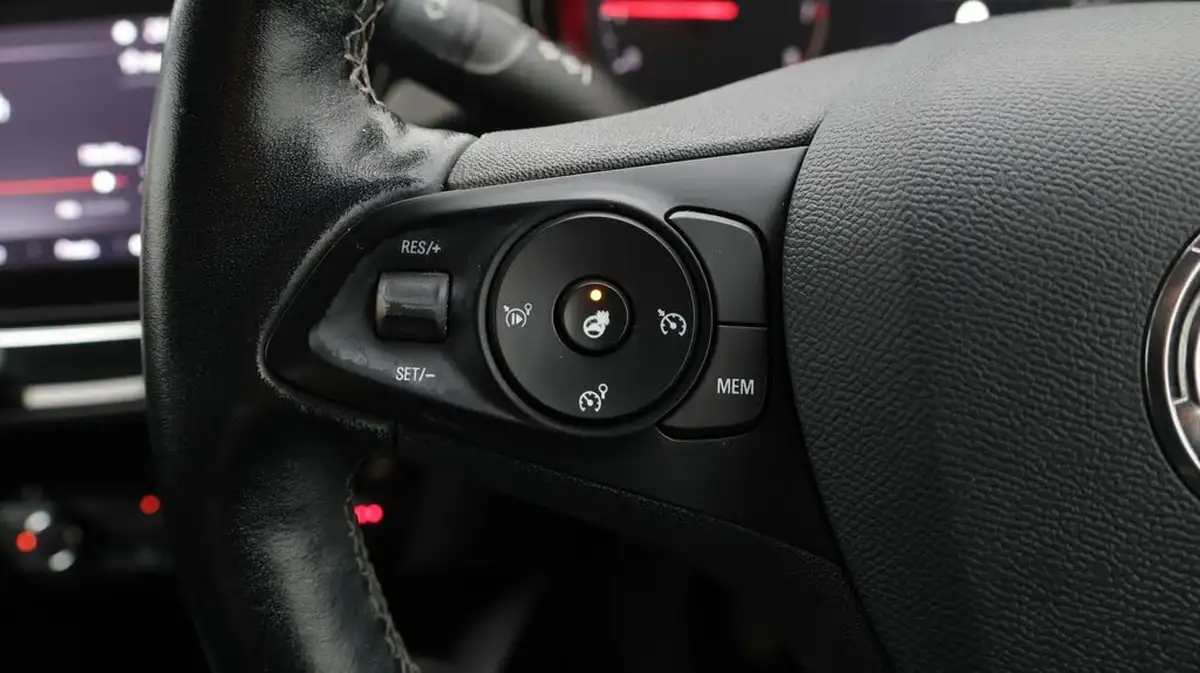2020-vauxhall-corsa-12i-se-premium-big-23