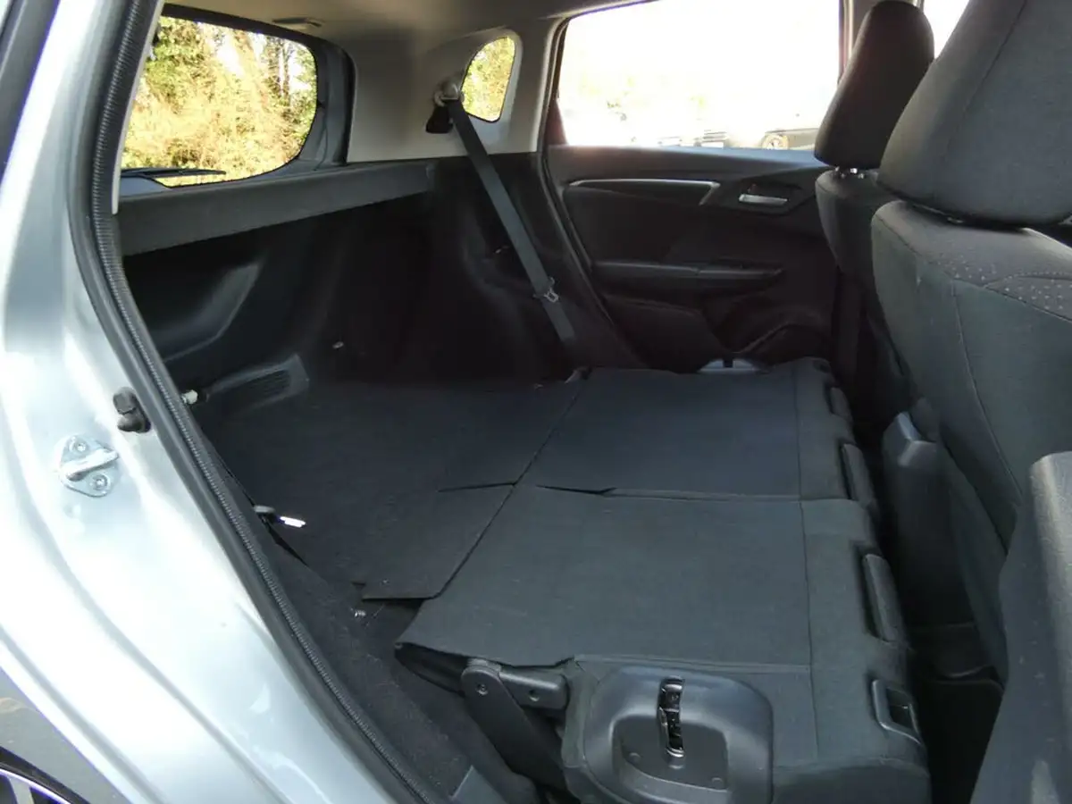 2017-honda-jazz-13-i-vtec-ex-cvt-big-30