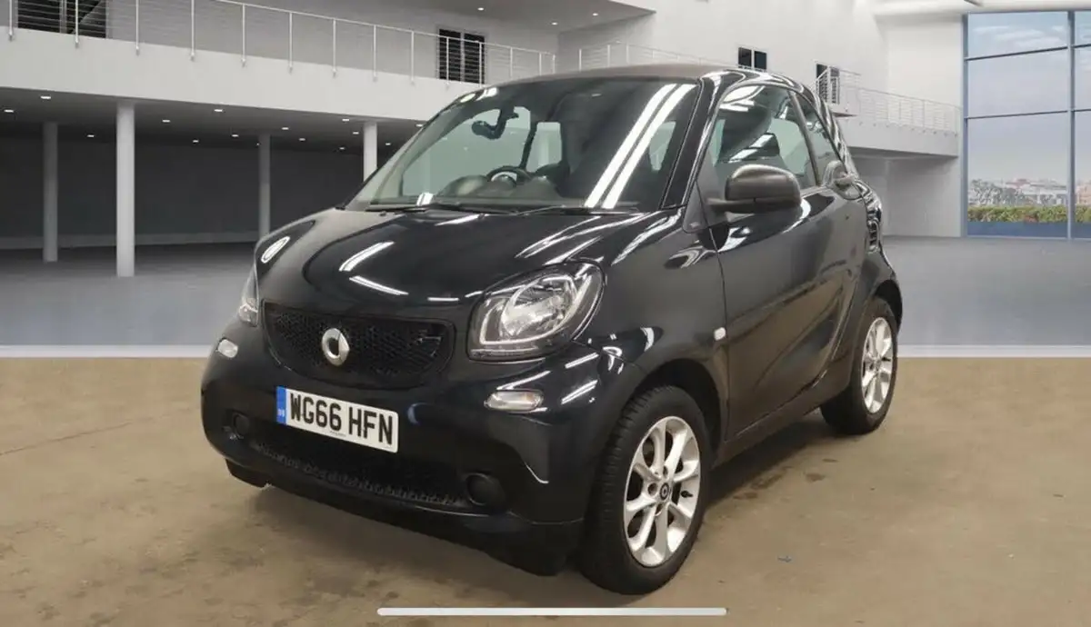 2016-smart-fortwo-10-passion-71bhp-ss-coupe-big-1