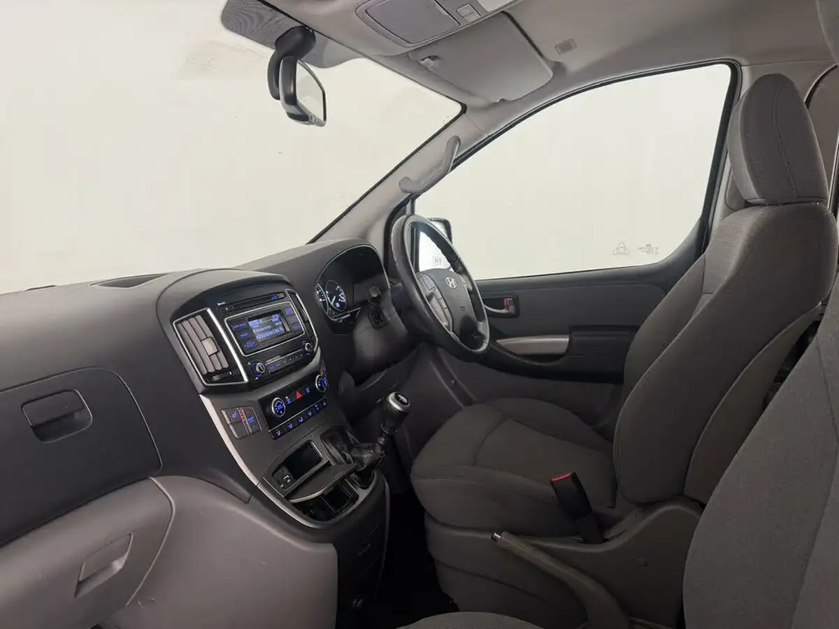 2019-hyundai-i800-25crdi-se-136ps-big-14