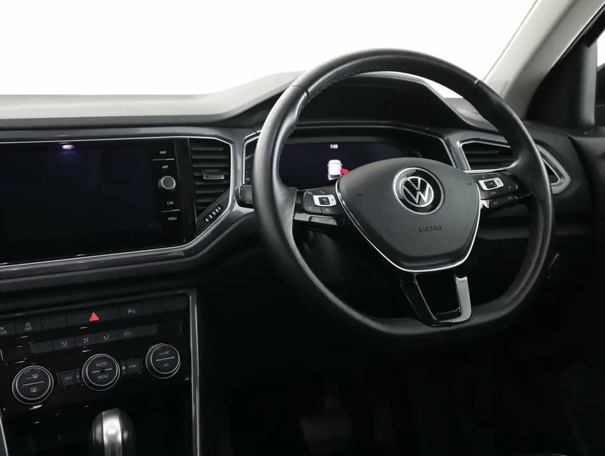 2021-volkswagen-t-roc-15-tsi-sel-dsg-big-26