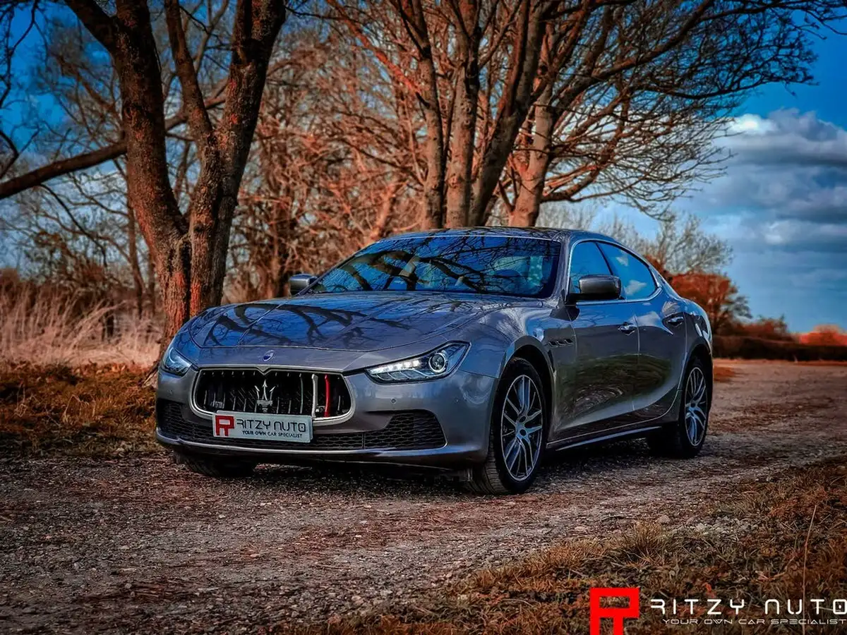 2016-maserati-ghibli-30td-big-37
