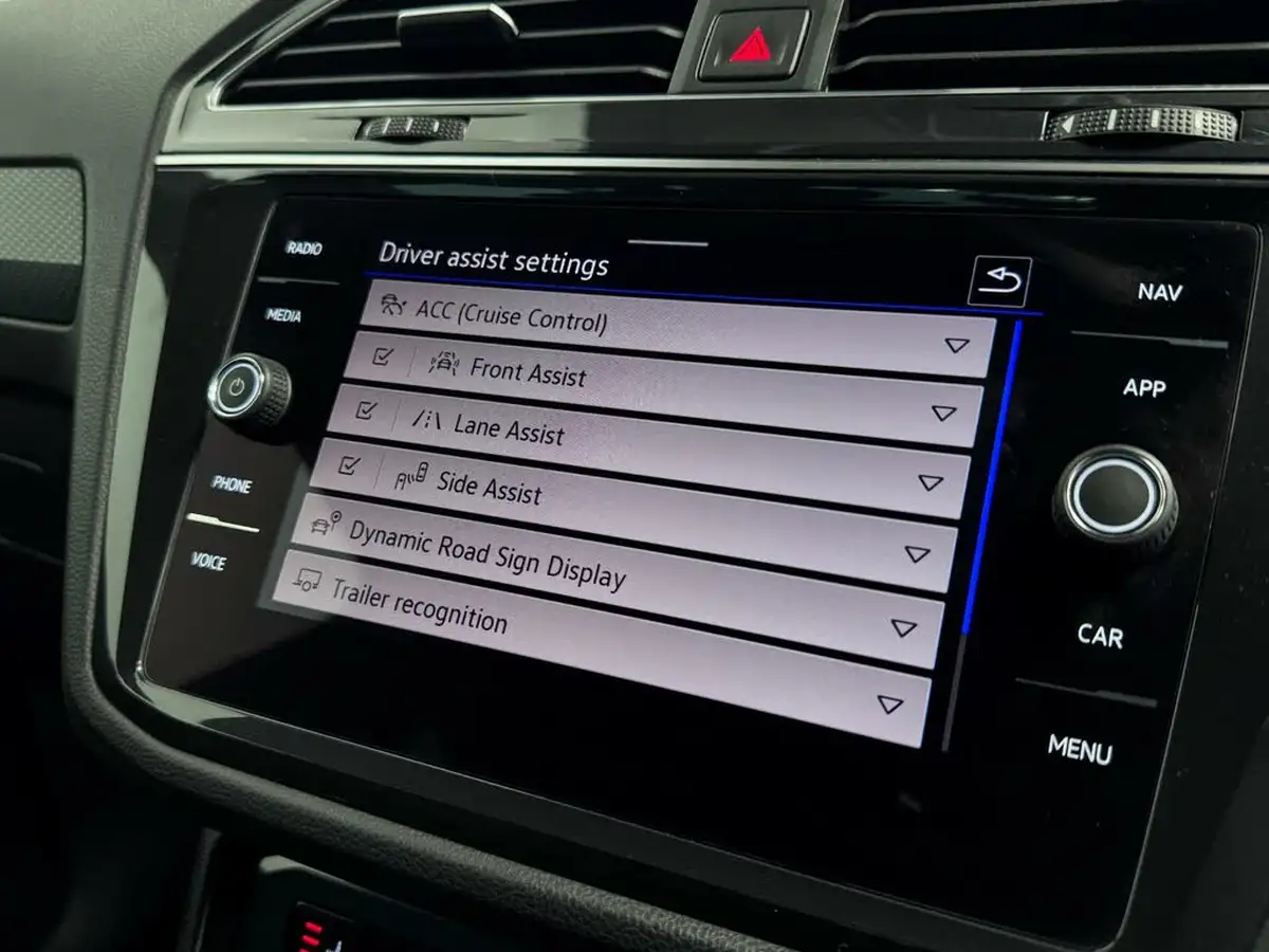 2021-volkswagen-tiguan-15-tsi-r-line-big-49