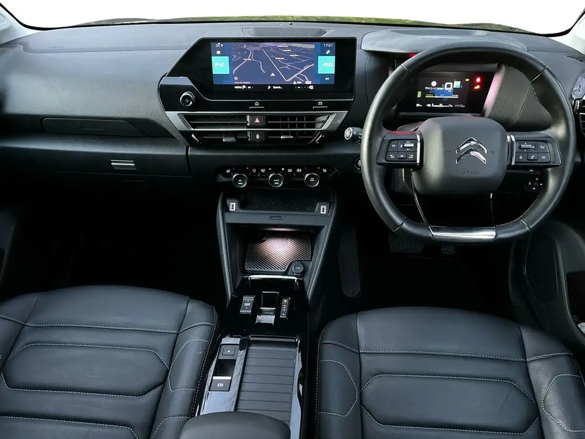 2022-citroen-c4-e-shine-plus-big-6