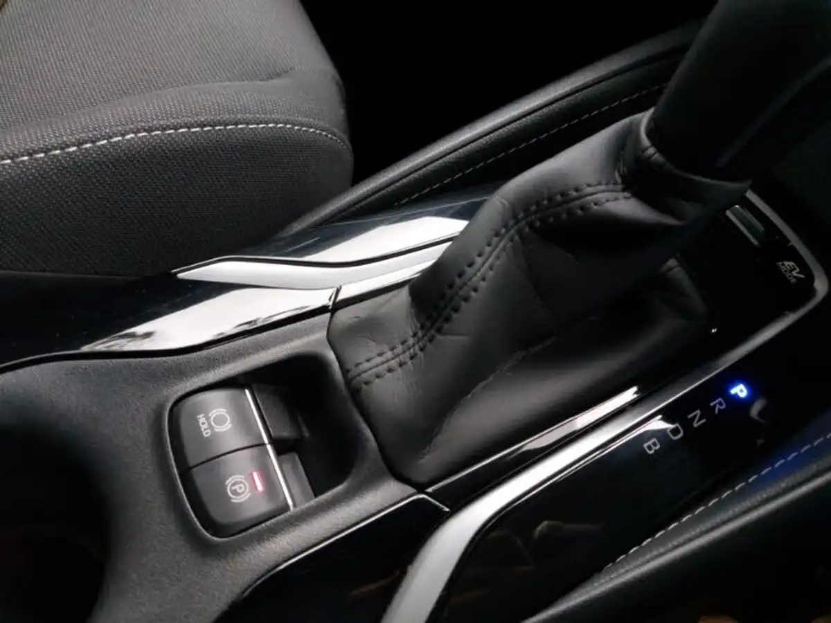 2021-suzuki-swace-18-sz5-big-18