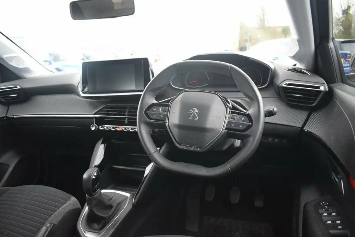 2021-peugeot-208-12-puretech-active-premium-75bhp-big-2