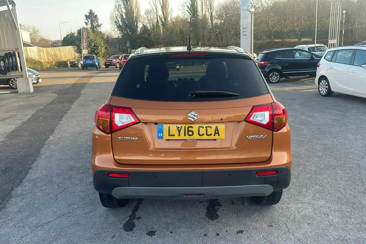 2016-suzuki-vitara-16-sz5-auto-big-6