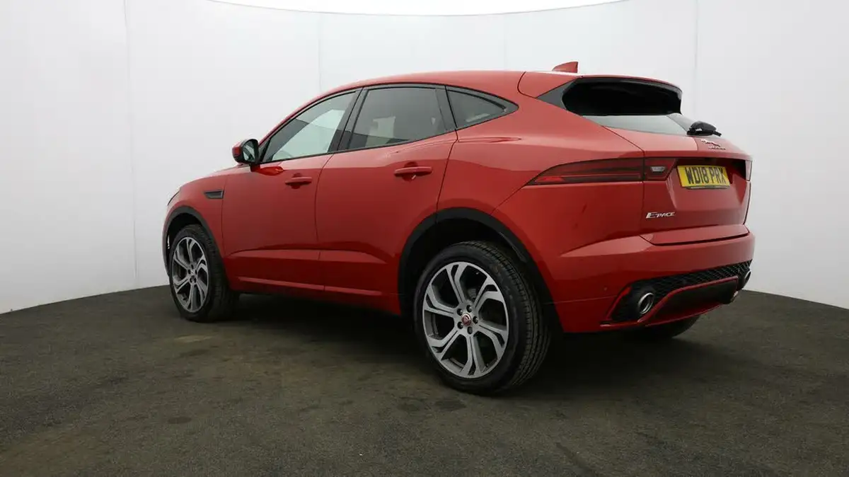 2018-jaguar-e-pace-20-i4d-first-edition-big-5