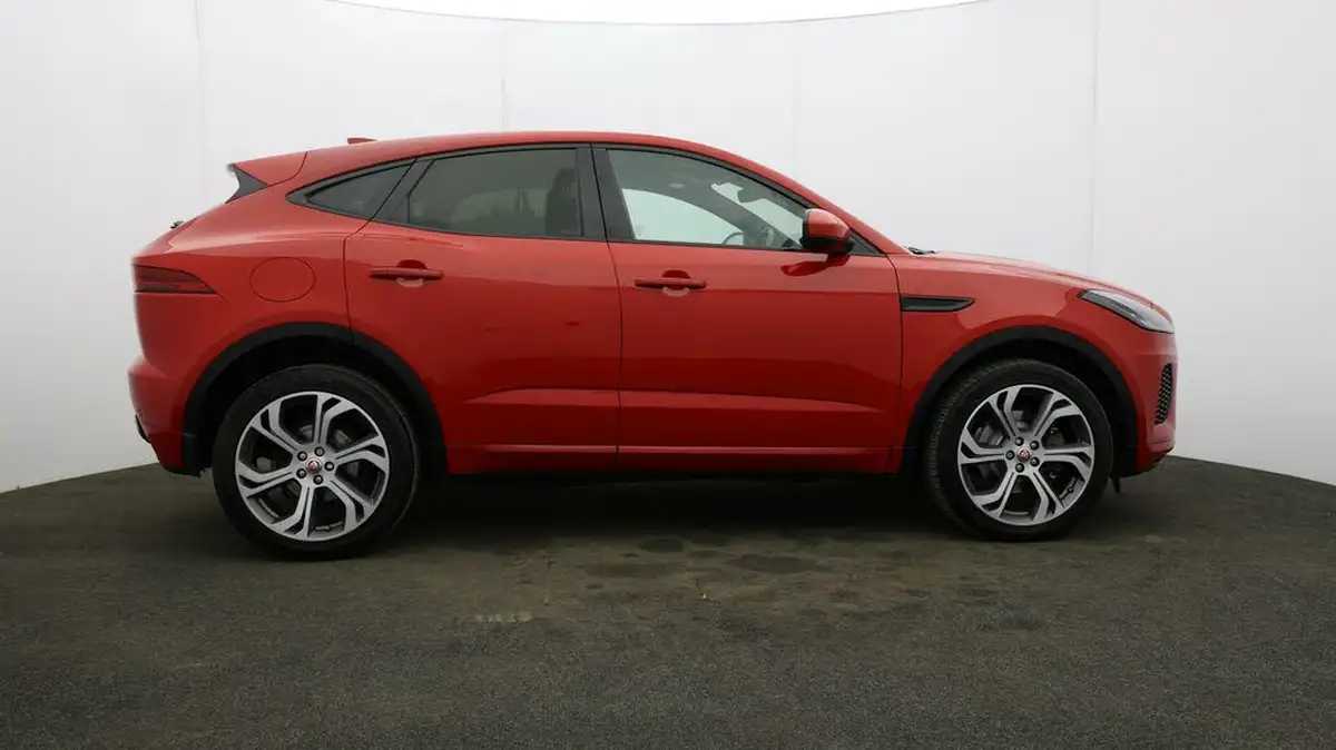2018-jaguar-e-pace-20-i4d-first-edition-big-57
