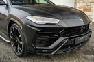 2020-lamborghini-urus-40-no-trim-small-2