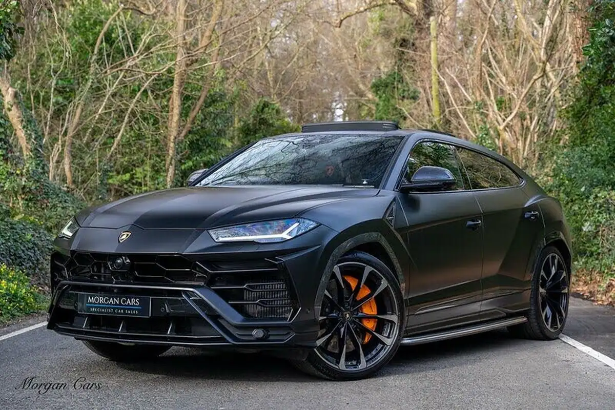 2020-lamborghini-urus-40-no-trim-big-63