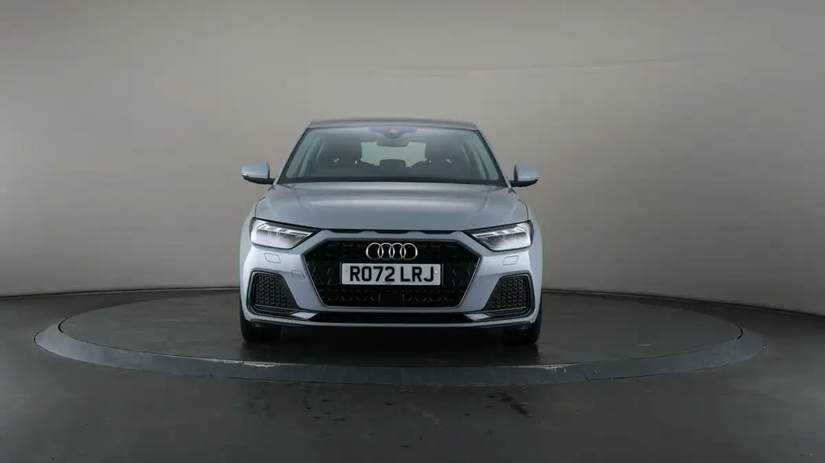 2022-audi-a1-10-30-tfsi-sport-s-tronic-big-45