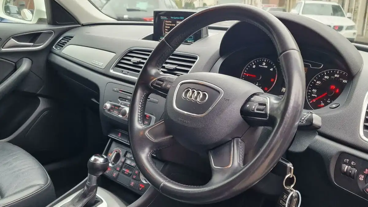 2012-audi-q3-20td-se-quattro-177ps-s-tronic-big-20