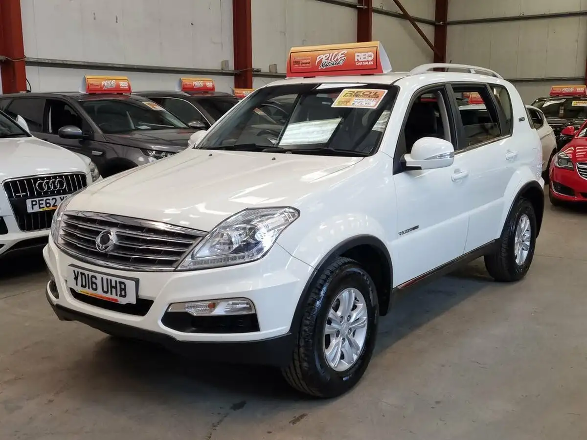 2016-kgm-ssangyong-rexton-w-22td-se-big-2