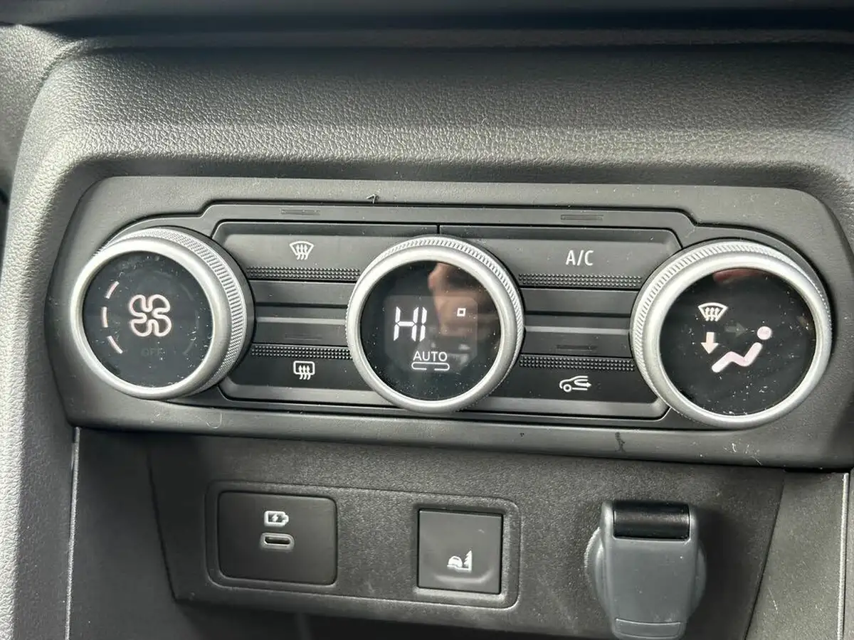 2025-dacia-jogger-10-tce-extreme-big-27