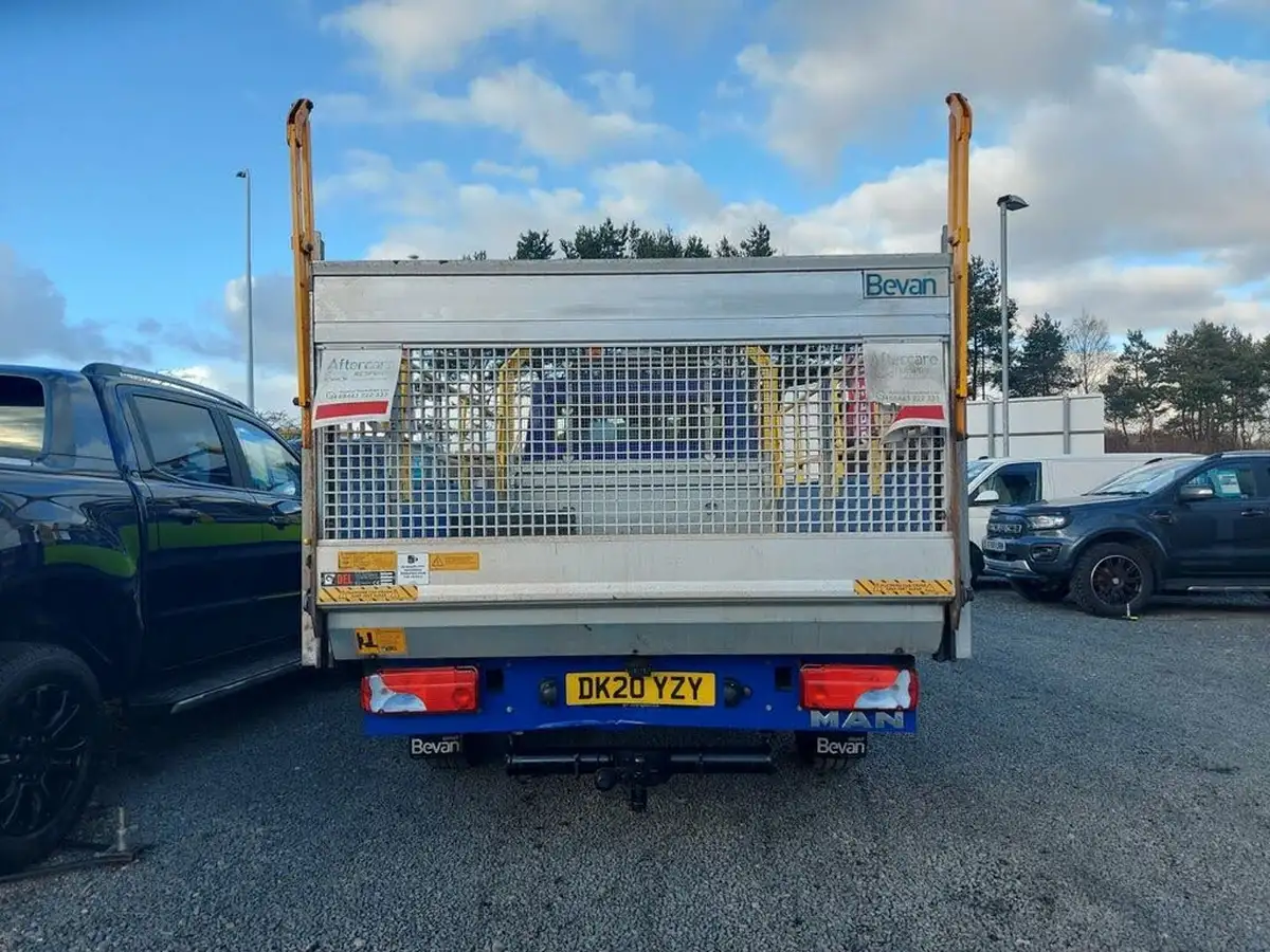 2020-man-tge-20-td-3140-long-140pseu6-rwd-chassis-cab-big-5