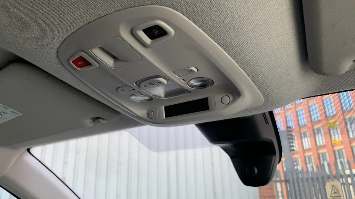 2024-peugeot-expert-20-bluehdi-professional-standard-panel-big-36
