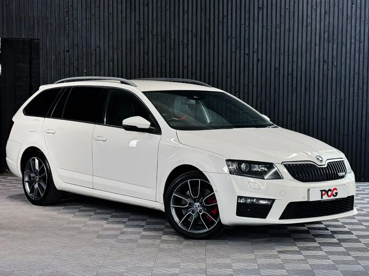 2014-skoda-octavia-20tdi-vrs-estate-dsg-big-4