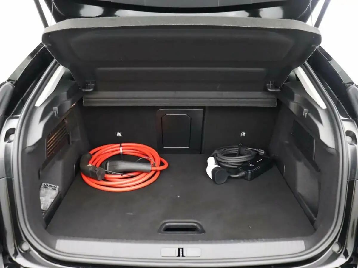 2024-citroen-c4-e-e-series-156ps-54kwh-big-18