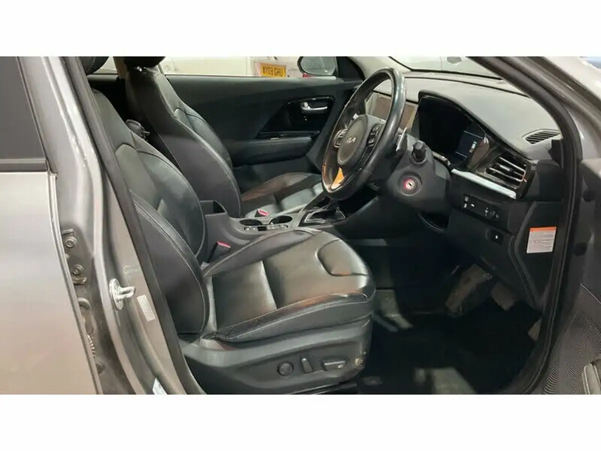 2022-kia-niro-16-gdi-3-156kwh-big-1