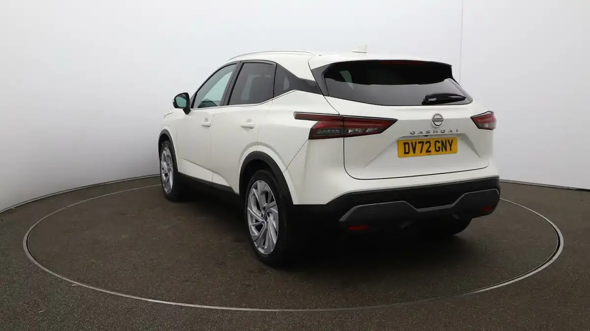 2022-nissan-qashqai-13-dig-t-tekna-big-54