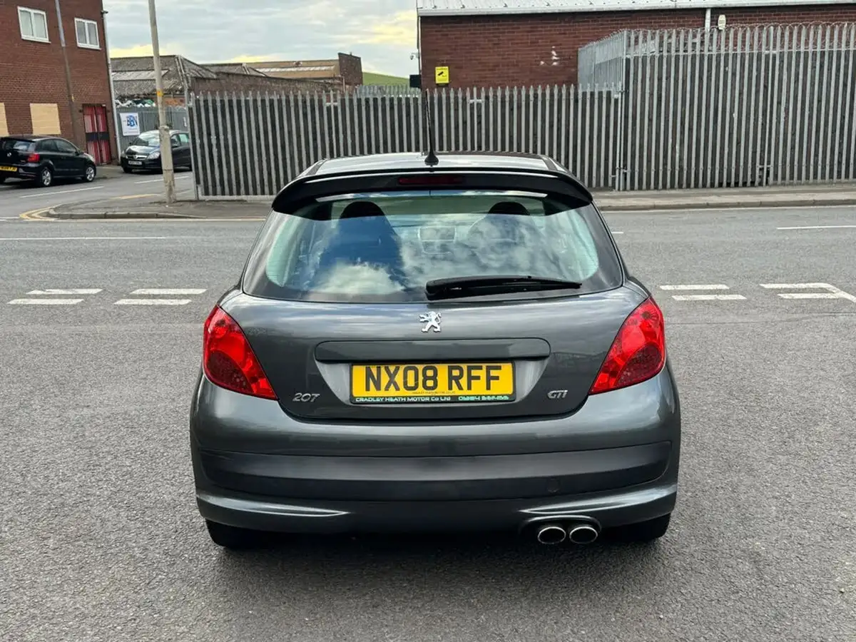 2008-peugeot-207-16-gti-big-5