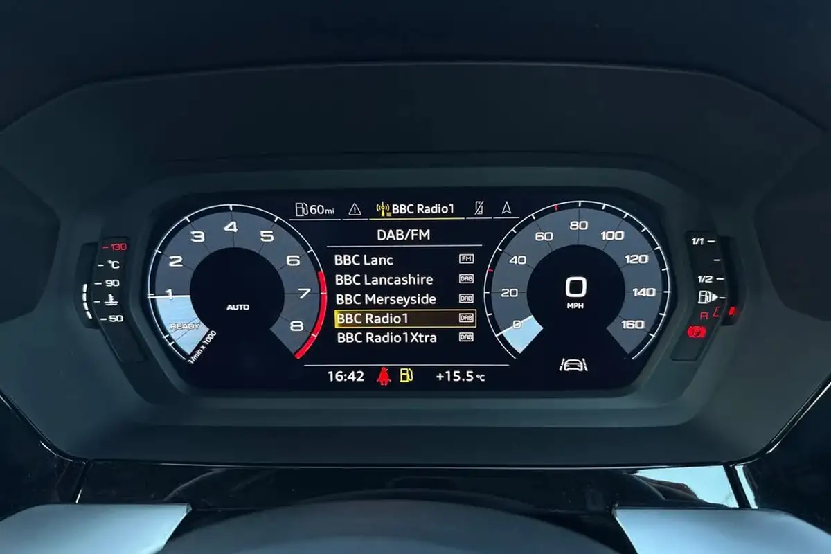 2022-audi-a3-15-35-tfsi-s-line-sportback-5d-big-44
