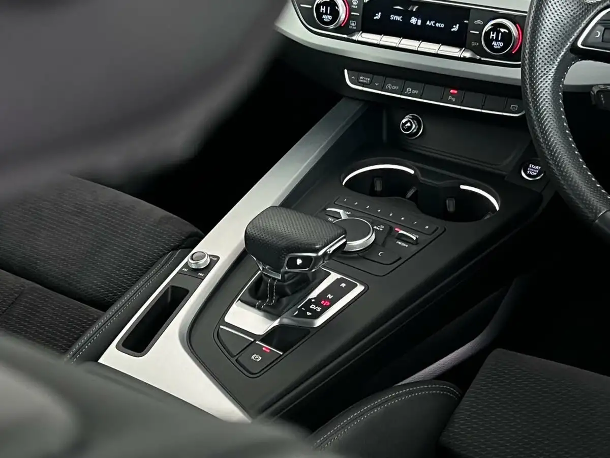 2017-audi-a4-avant-20-tfsi-s-line-tronic-big-35