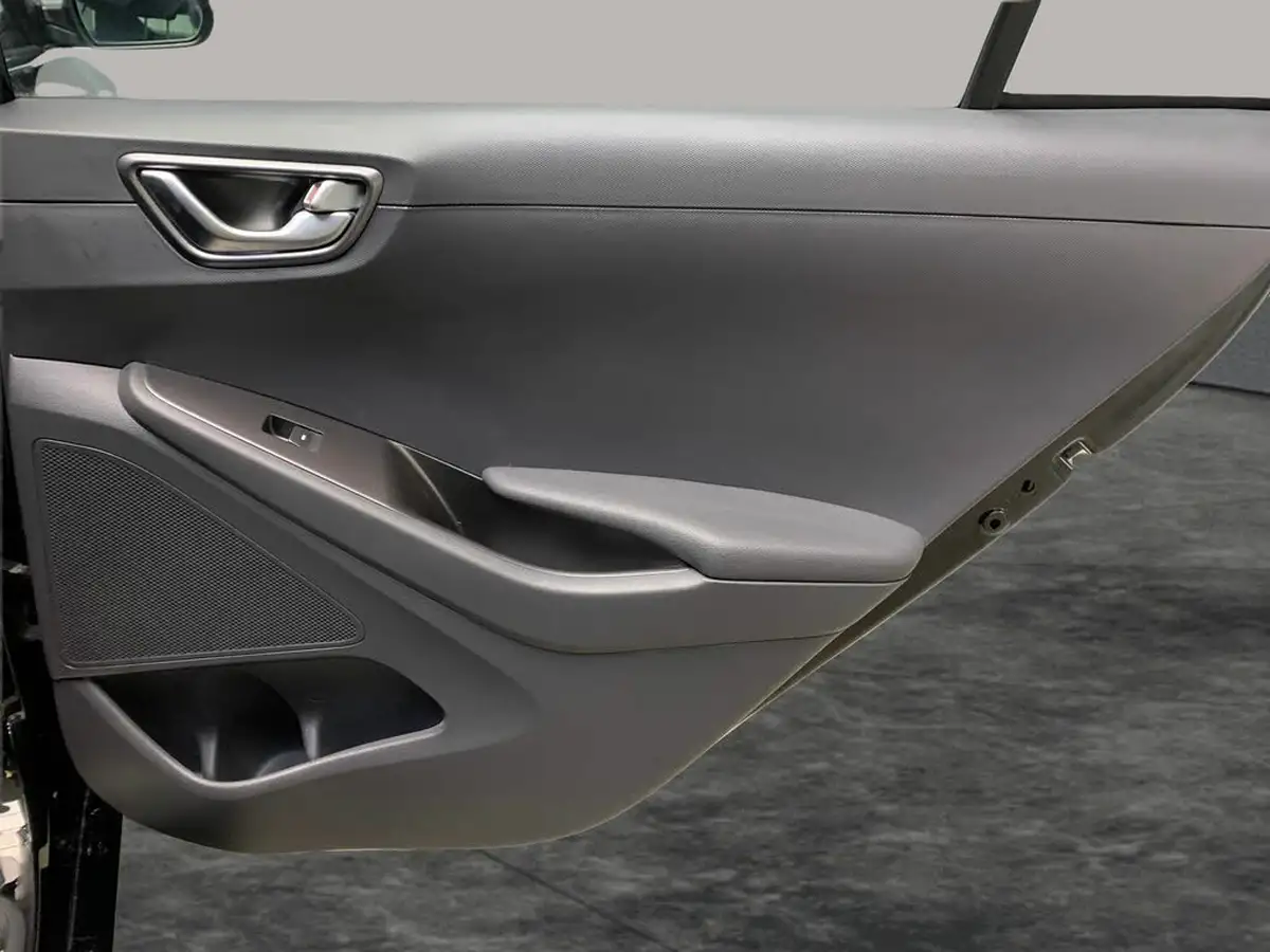 2022-hyundai-ioniq-16-gdi-premium-plug-in-hybrid-big-31