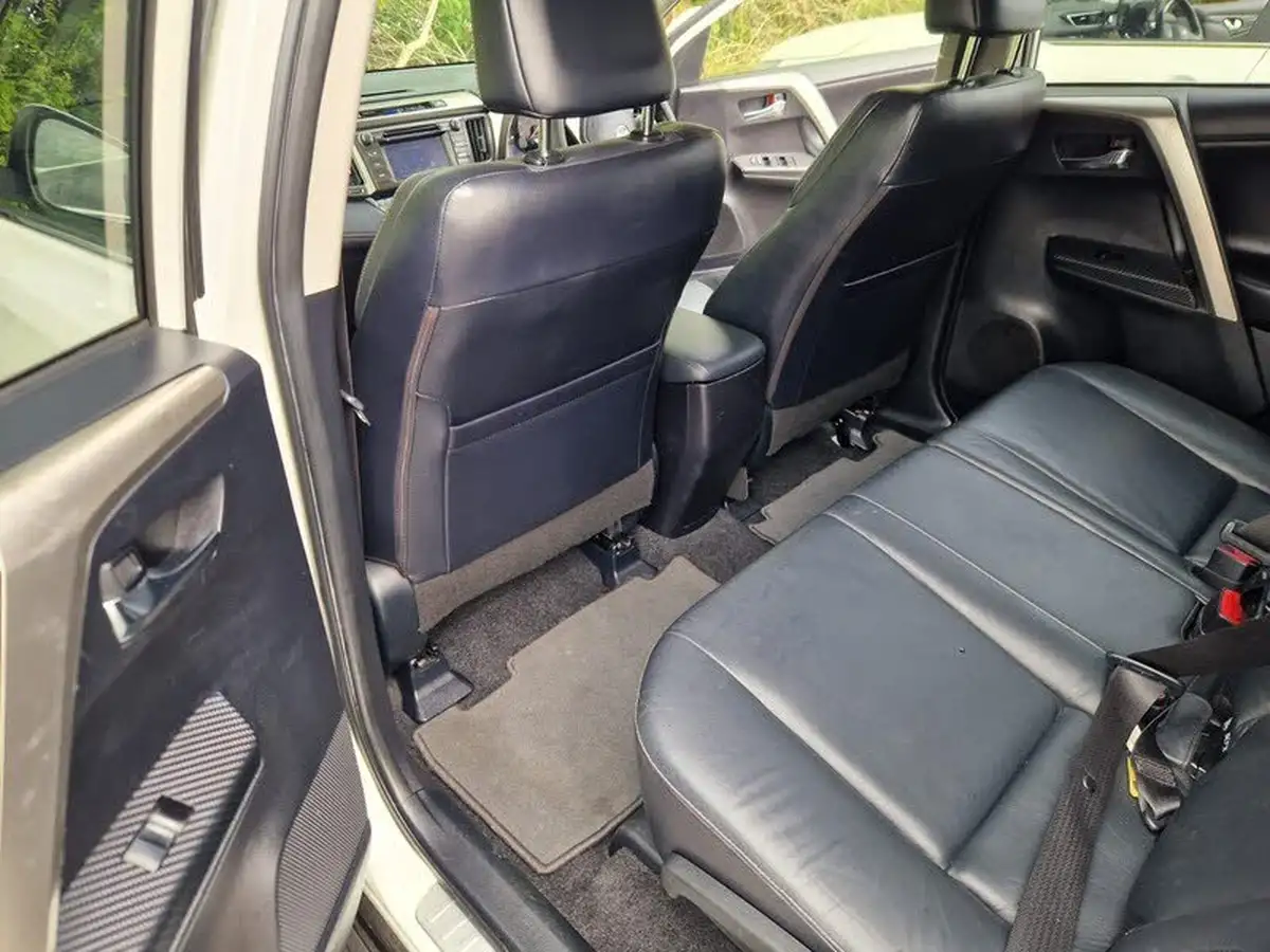 2013-toyota-rav4-22td-invincible-22d-cat-auto-big-13