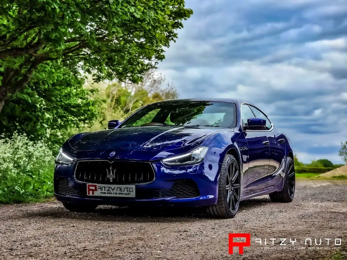 2016-maserati-ghibli-30-s-big-43