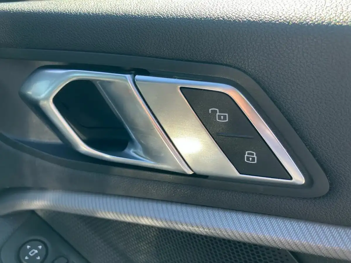 2020-bmw-1-series-15td-116d-m-sport-dct-big-23