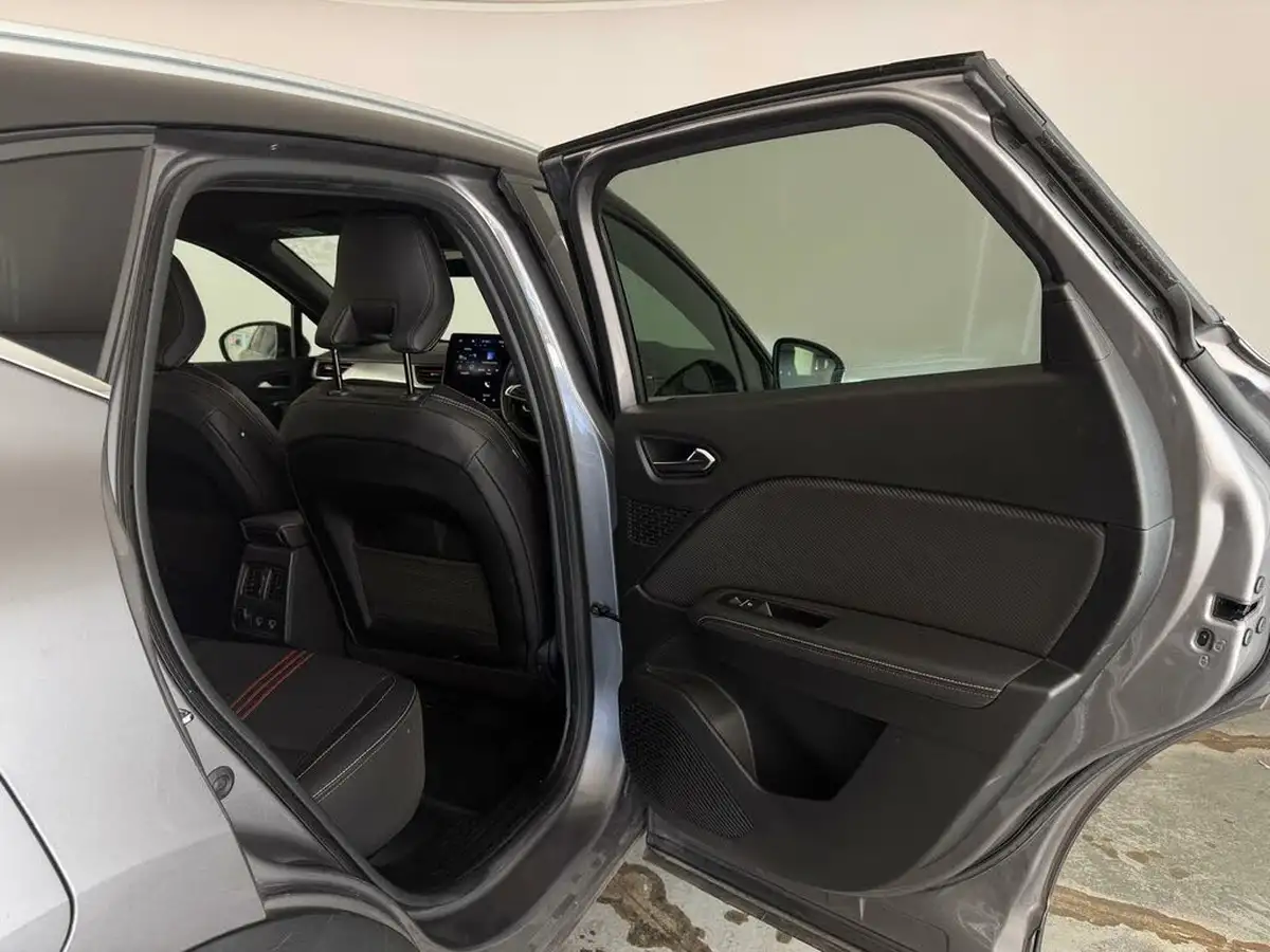 2022-renault-captur-13-tce-rs-line-edc-auto-big-27