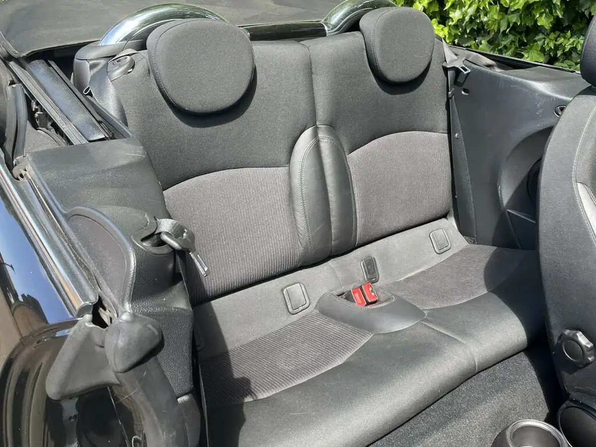 2011-mini-cooper-16-cooper-122bhp-convertible-2d-auto-big-6