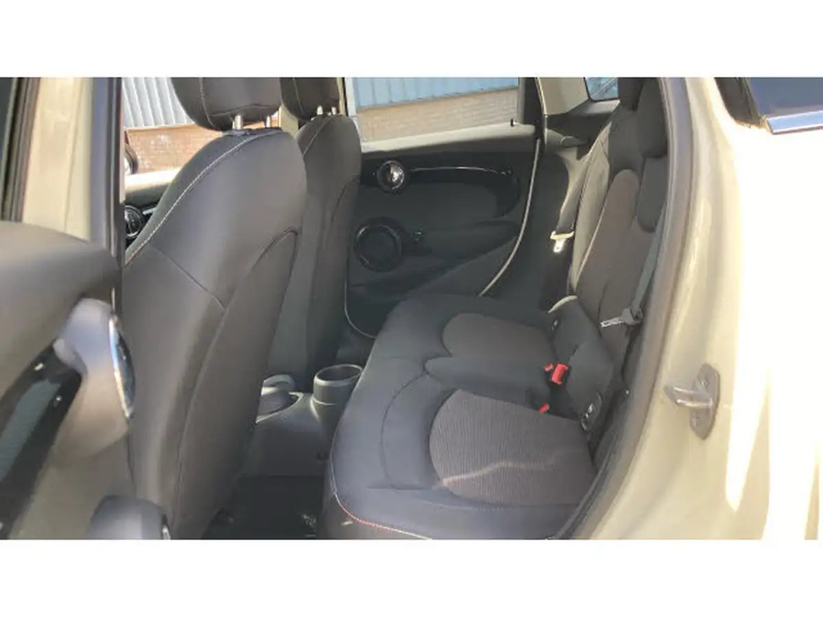 2018-mini-cooper-15-cooper-series-ii-ss-hatchback-5d-big-15