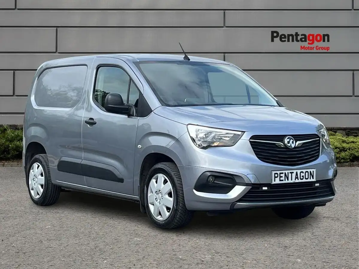 2022-vauxhall-combo-15cdti-sportive-2300-100pseu6d-l1h1-big-0