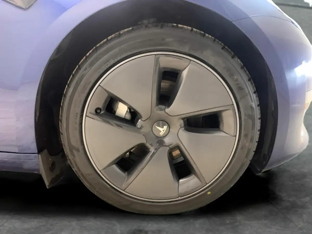 2021-tesla-model-3-e-long-range-awd-big-23