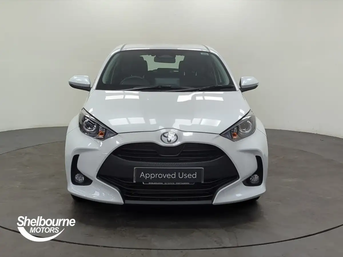 2024-toyota-yaris-15-vvt-i-icon-big-1