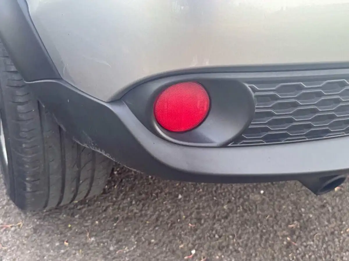 2015-nissan-juke-12-tekna-big-31