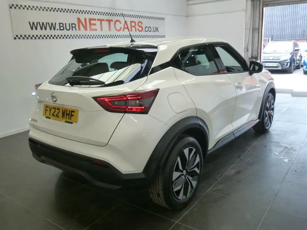 2022-nissan-juke-10-dig-t-acenta-big-7