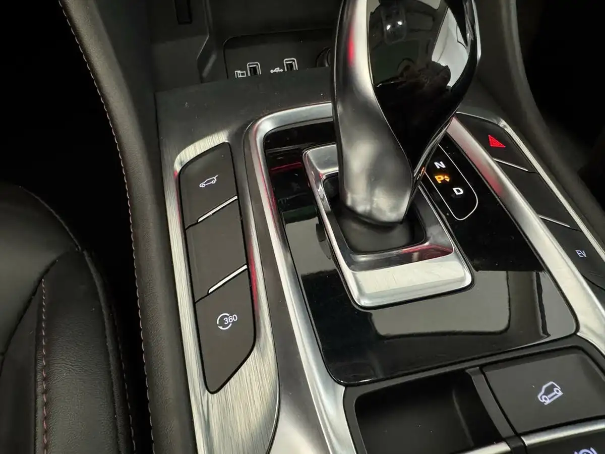 2022-mg-hs-15t-gdi-exclusive-258ps-plug-in-hybrid-auto-big-10