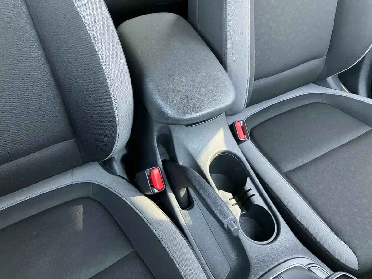 2020-hyundai-kona-10-t-gdi-play-big-40