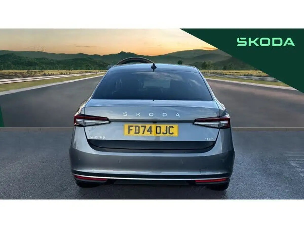 2024-skoda-superb-20tdi-laurin-klement-193ps-4x4-hatchback-big-7