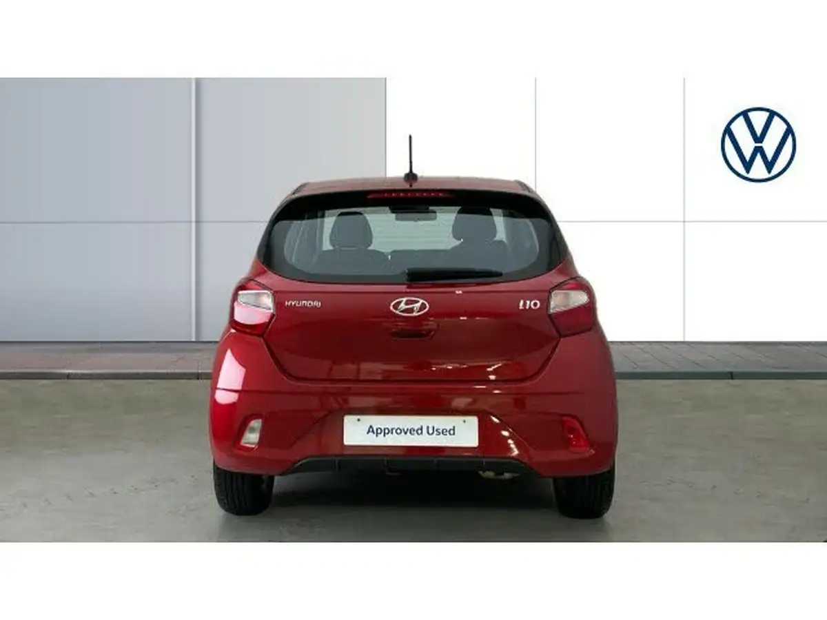 2022-hyundai-i10-10-se-connect-big-7