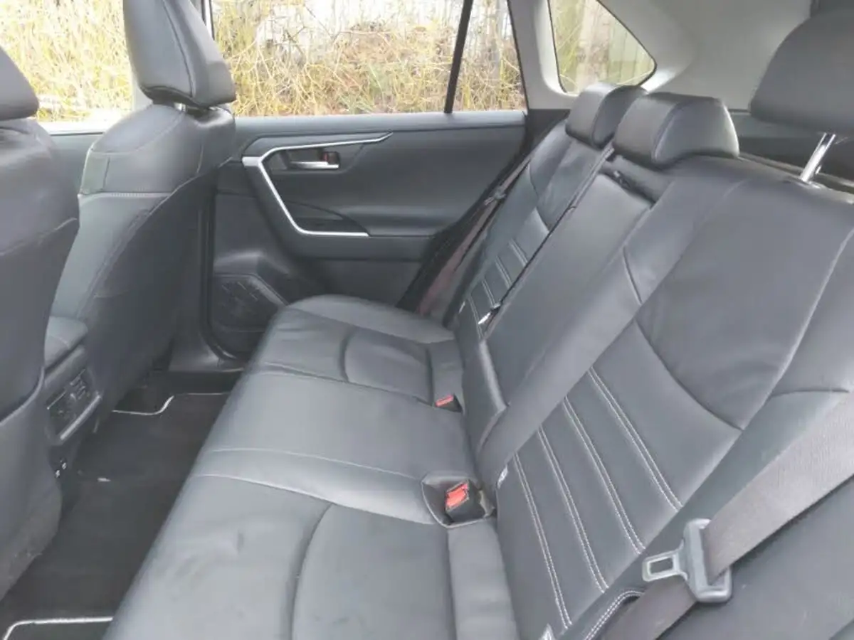 2019-toyota-rav4-25-vvt-i-excel-215bhp-big-5