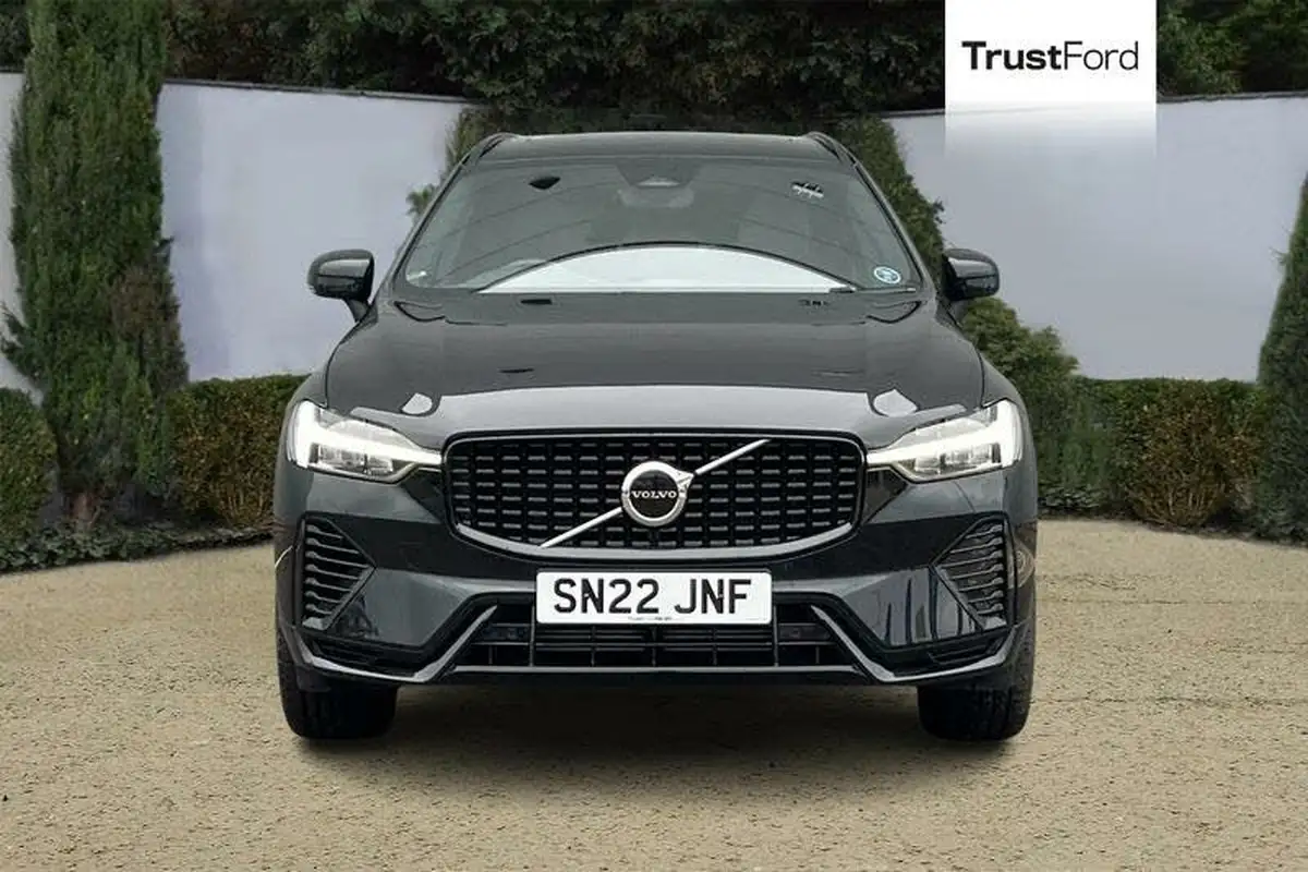 2022-volvo-xc60-20-t6-r-design-350bhp-plug-in-hybrid-big-5