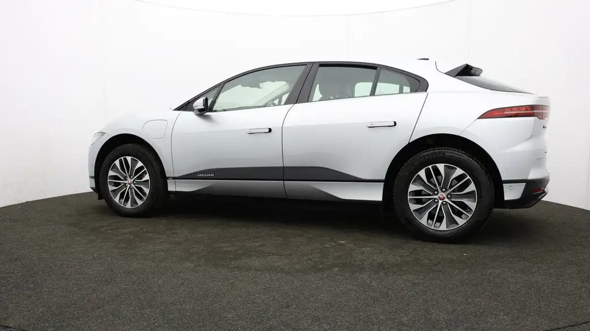 2021-jaguar-i-pace-ev400-se-big-61